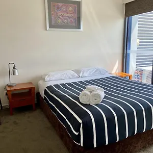 Black Rock 4*, Blackwater Australia