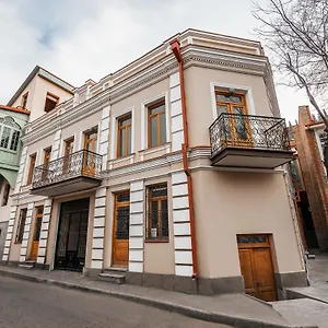 8 On Meidan Апартаменты