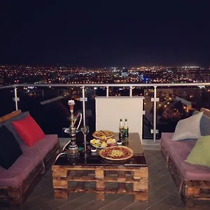 King Tom *** Tbilisi